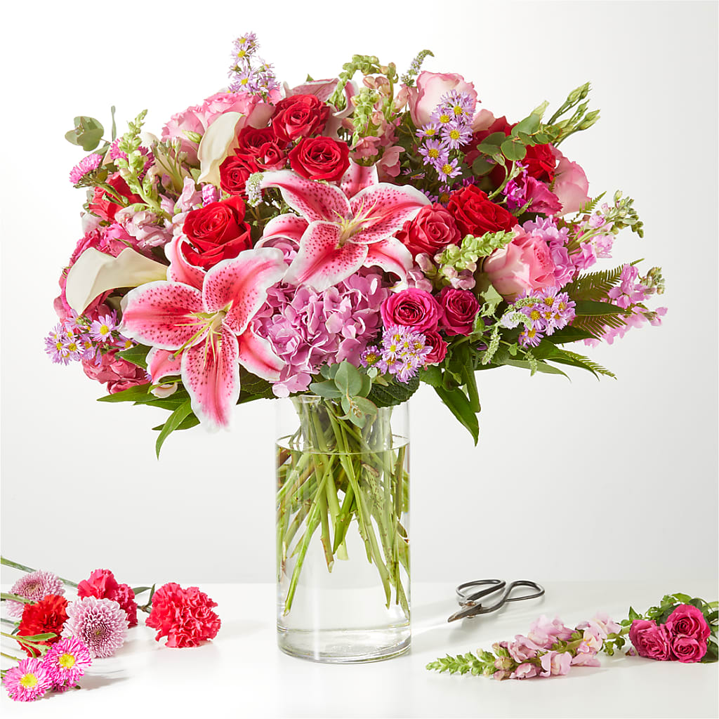 Swooning Over You - A Luxury Florist Original – MAGGIE'S FLORIST AND GIFTS, Decatur AL