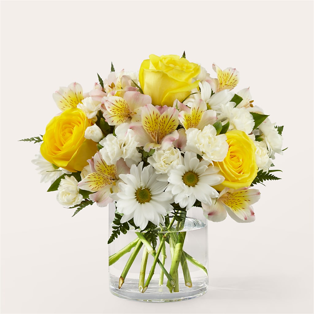 Gleeful Bouquet – MAGGIE'S FLORIST AND GIFTS, Decatur AL