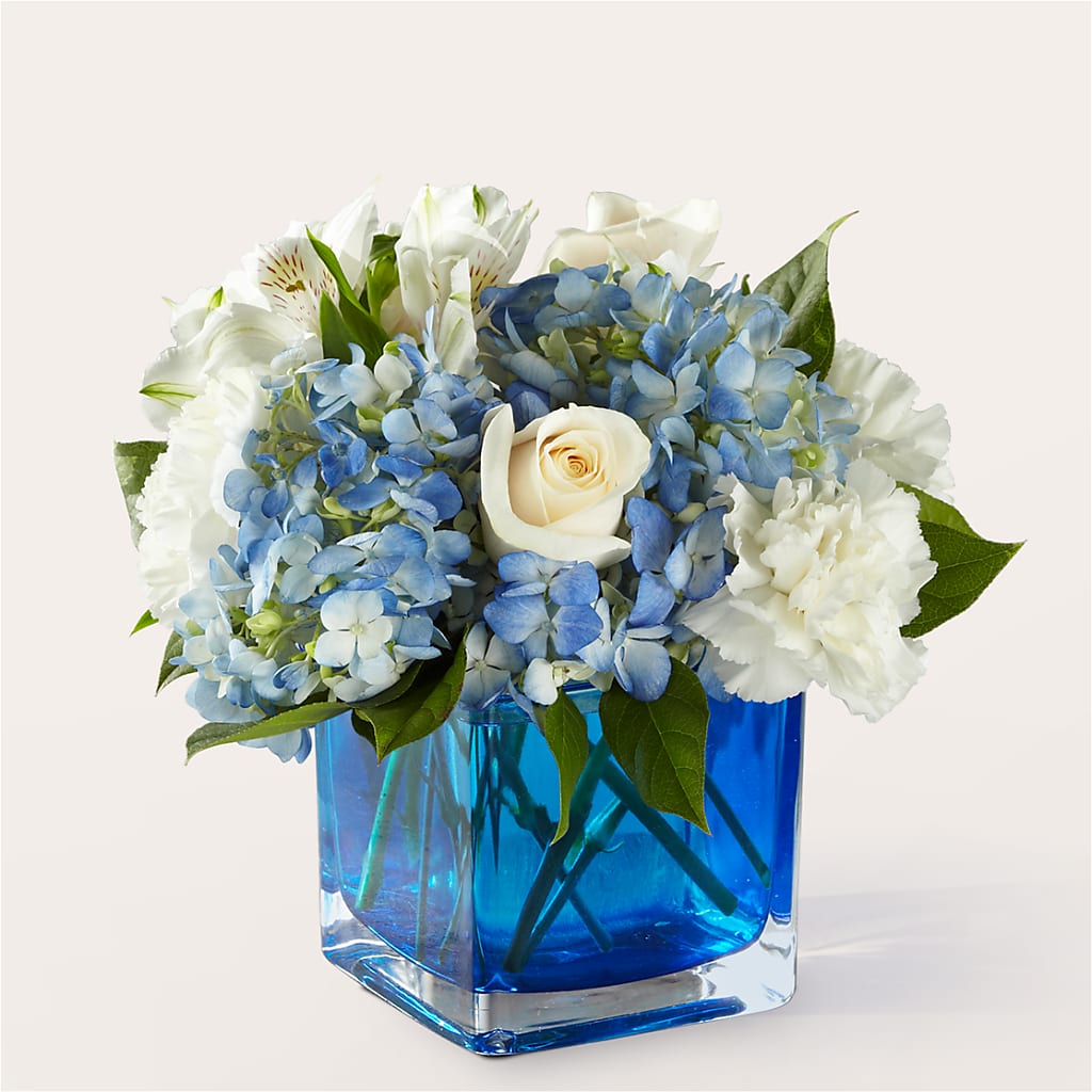 Soothing Waters Bouquet – MAGGIE'S FLORIST AND GIFTS, Decatur AL