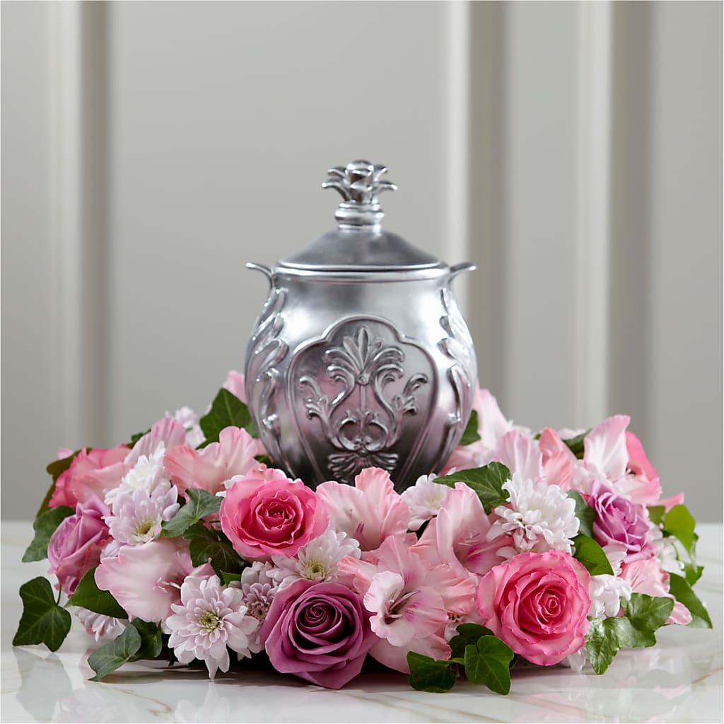 Glorious Tribute Arrangement – MAGGIE'S FLORIST AND GIFTS, Decatur AL