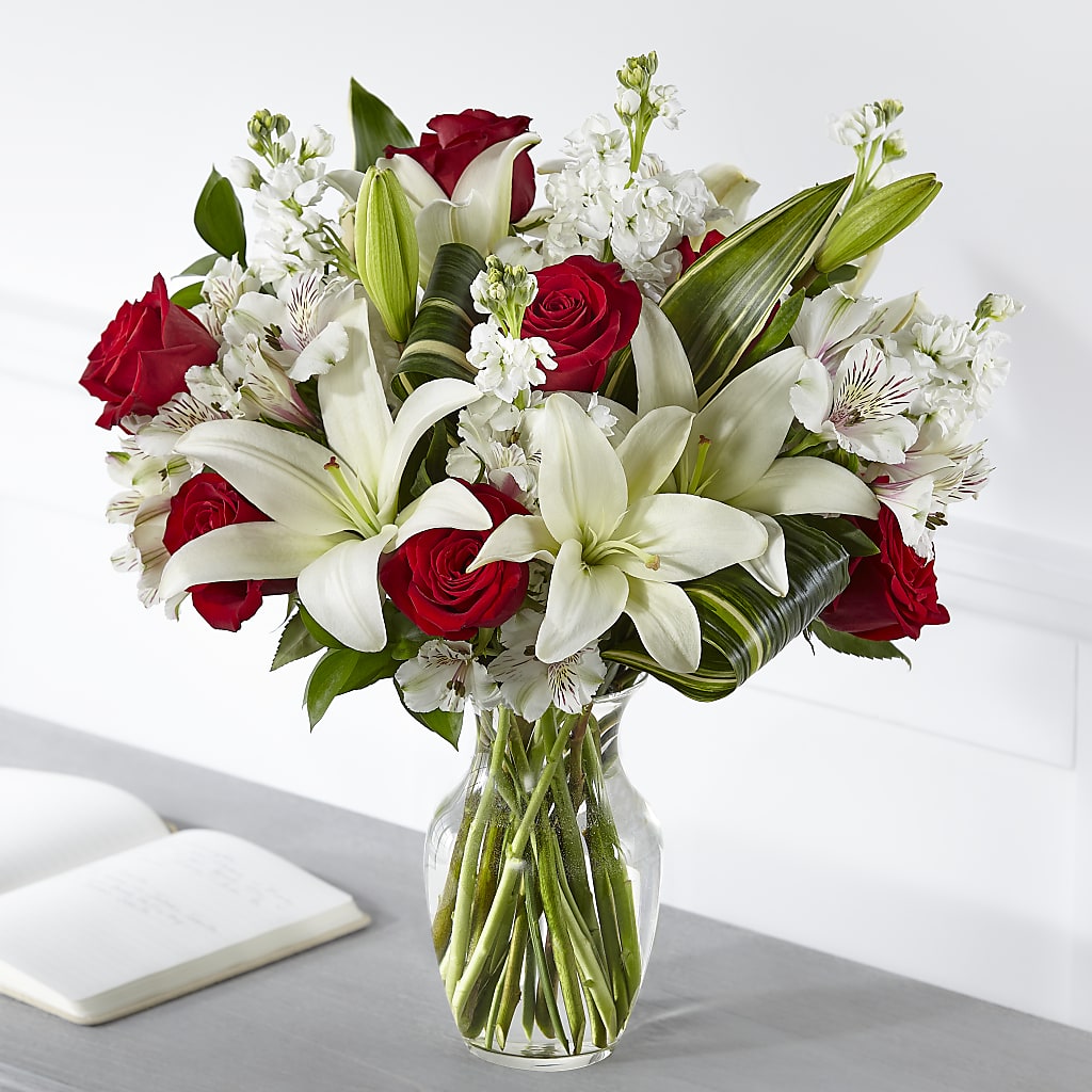 Loving Respect Bouquet – MAGGIE'S FLORIST AND GIFTS, Decatur AL