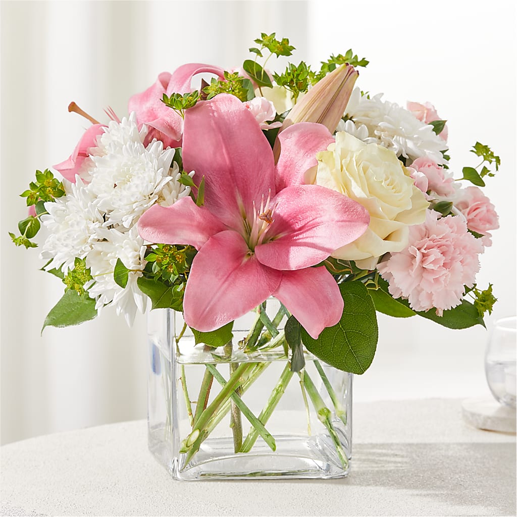 By Your Side Bouquet – MAGGIE'S FLORIST AND GIFTS, Decatur AL