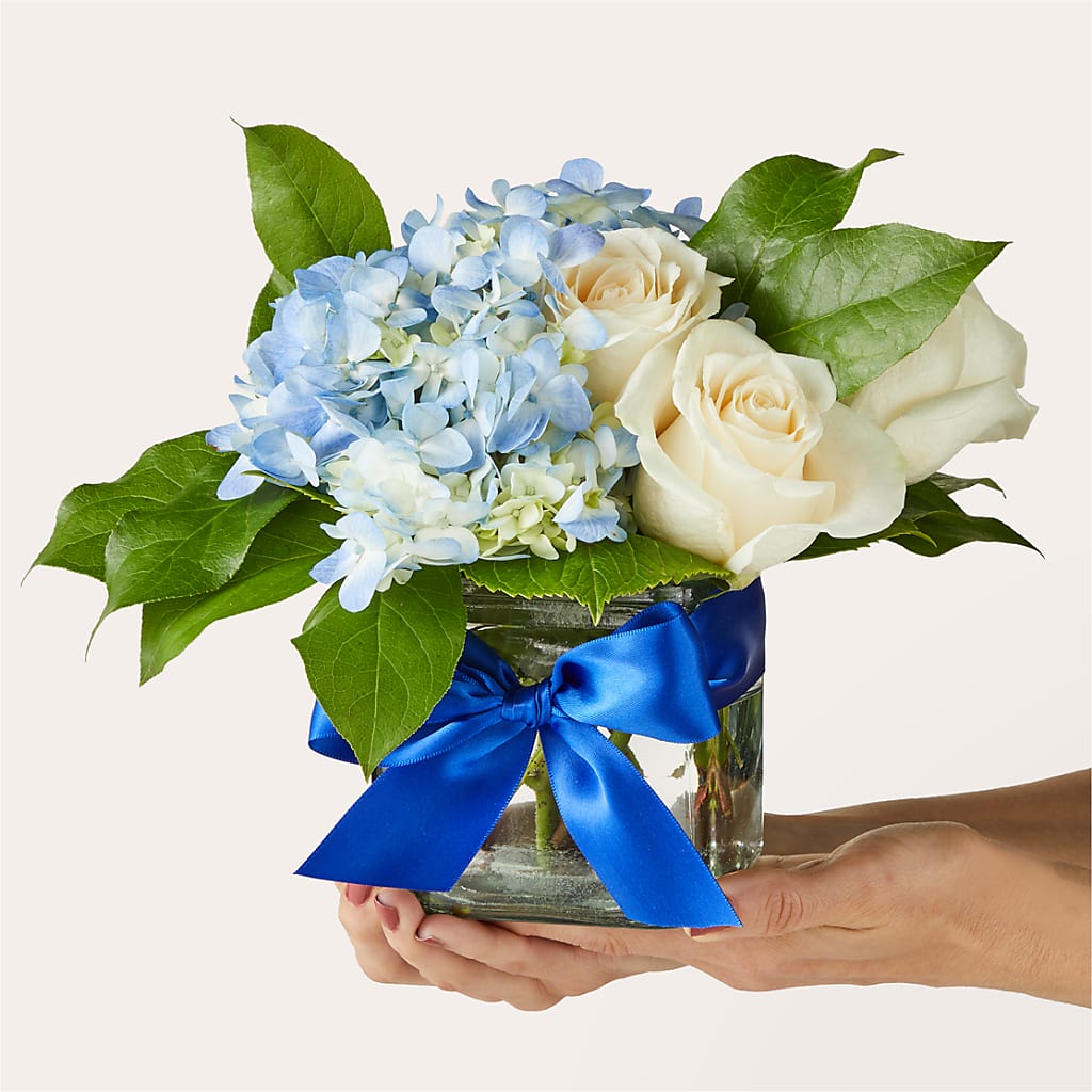 Sky Blue Delight Bouquet – MAGGIE'S FLORIST AND GIFTS, Decatur AL