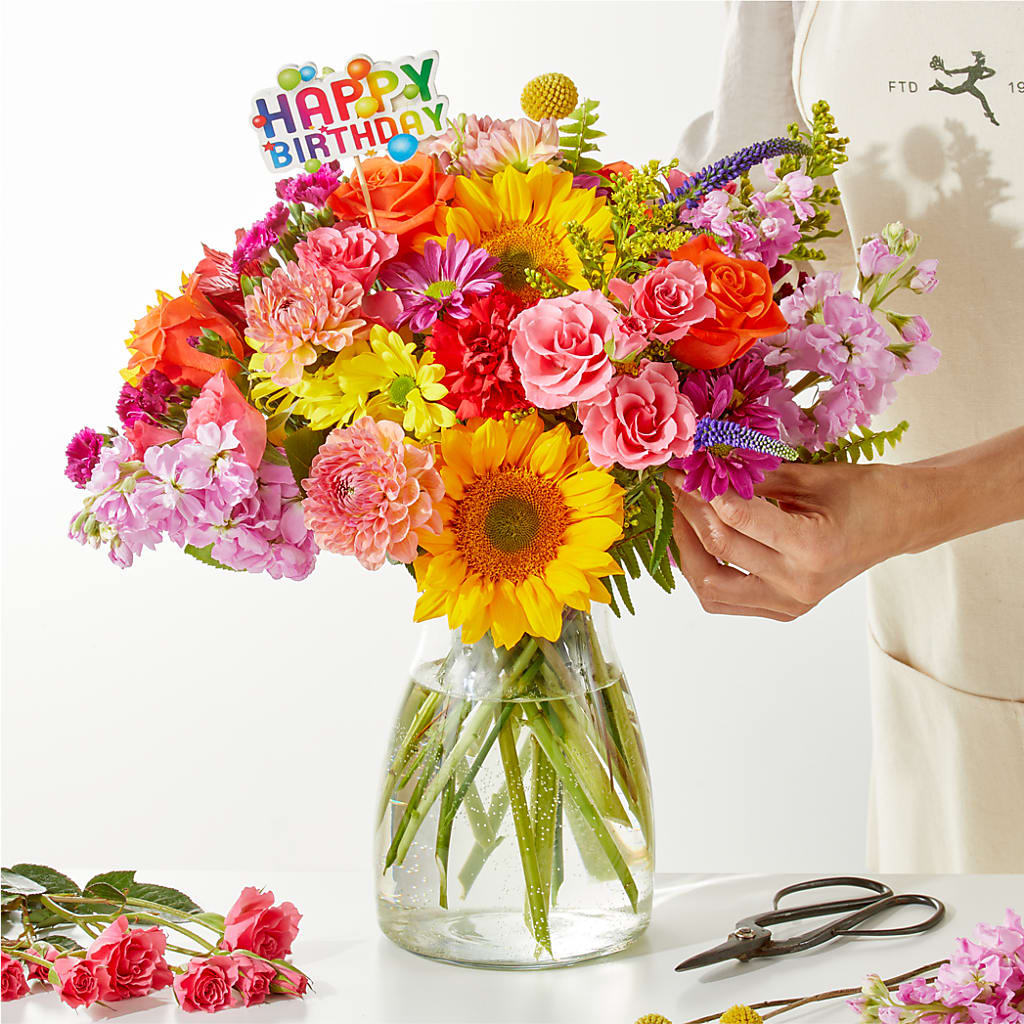 Cue the Confetti - A Florist Original – MAGGIE'S FLORIST AND GIFTS, Decatur AL