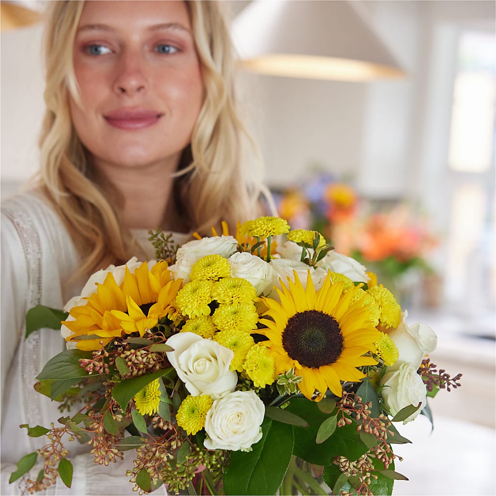 Luminous Morning Bouquet – MAGGIE'S FLORIST AND GIFTS, Decatur AL