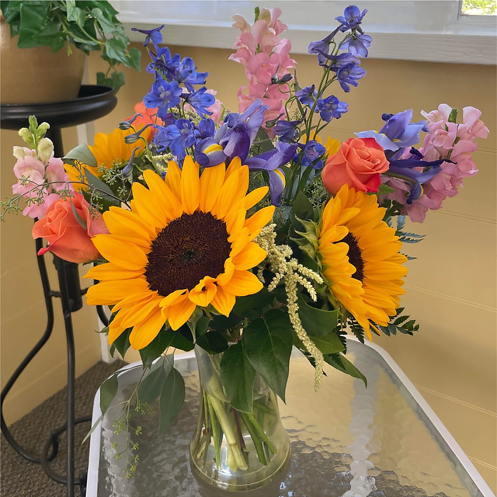 Rays of Life Bouquet – MAGGIE'S FLORIST AND GIFTS, Decatur AL