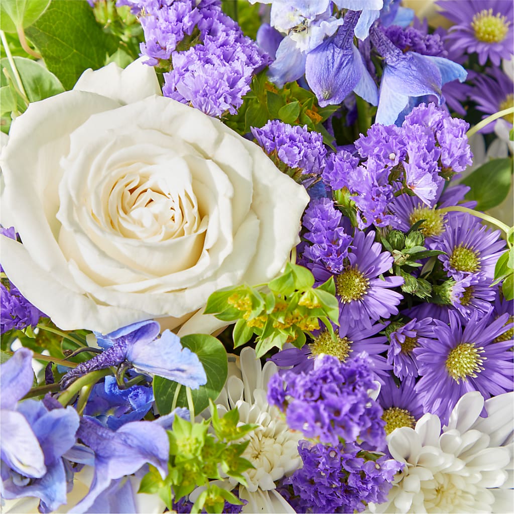 Genuine Gestures Bouquet – MAGGIE'S FLORIST AND GIFTS, Decatur AL