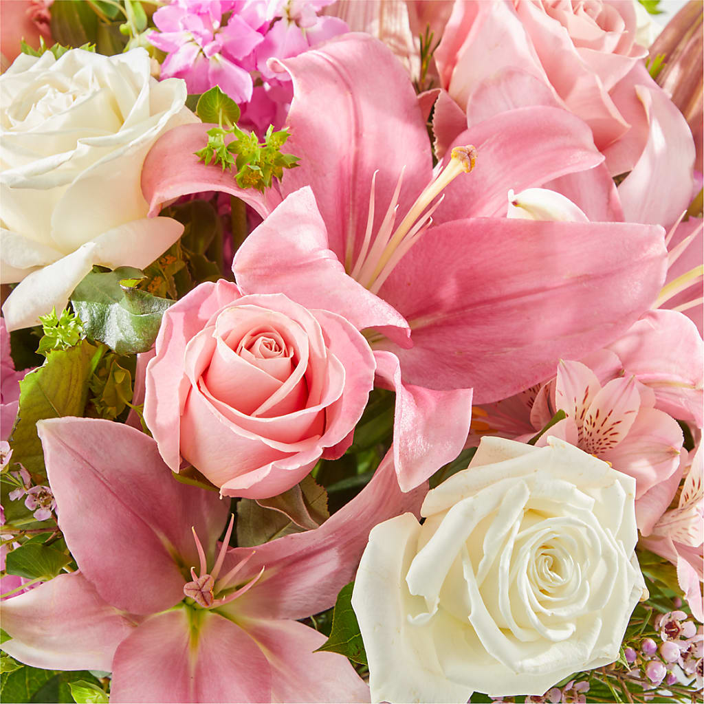Ethereal Beauty Bouquet – MAGGIE'S FLORIST AND GIFTS, Decatur AL
