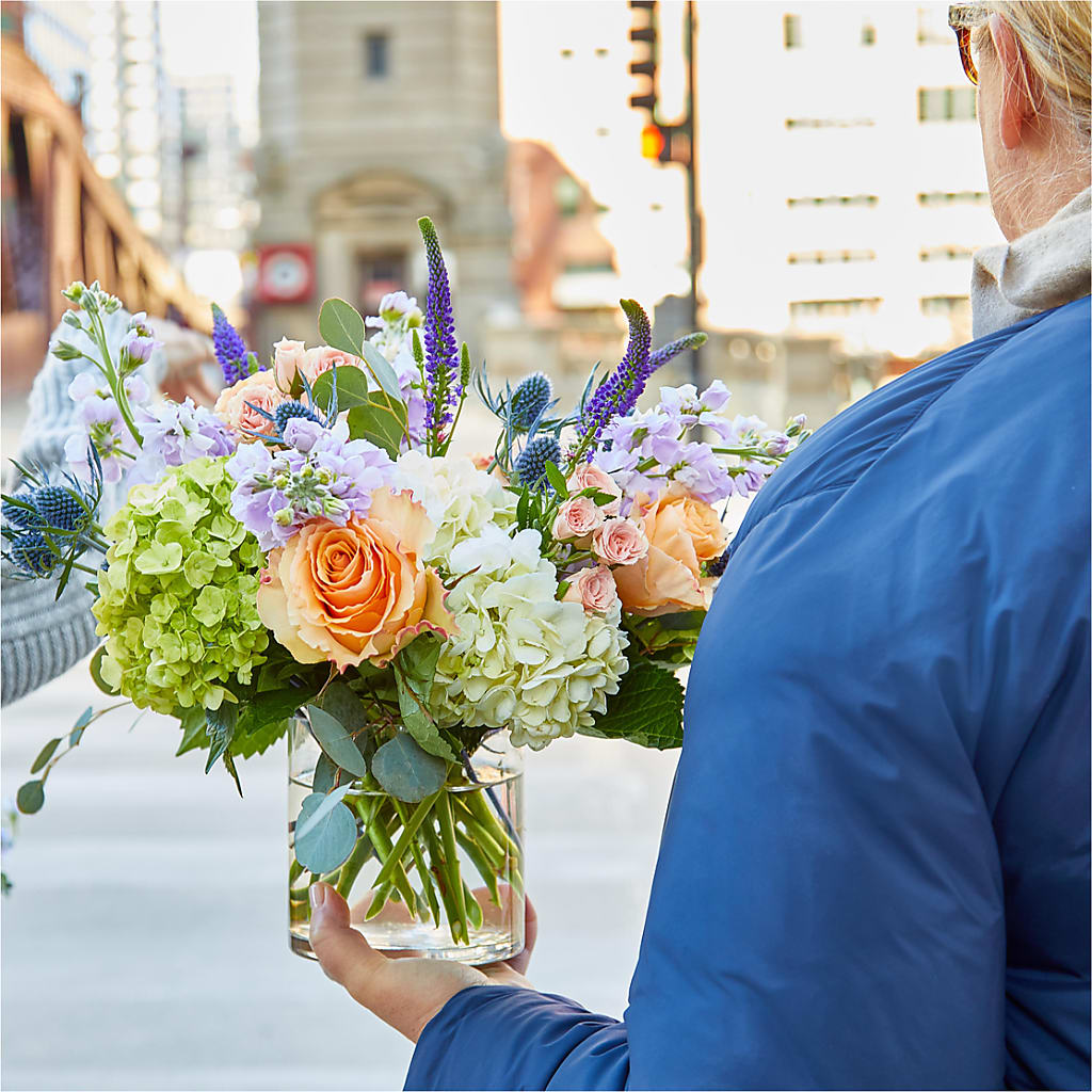 Porch Swing Bouquet – MAGGIE'S FLORIST AND GIFTS, Decatur AL