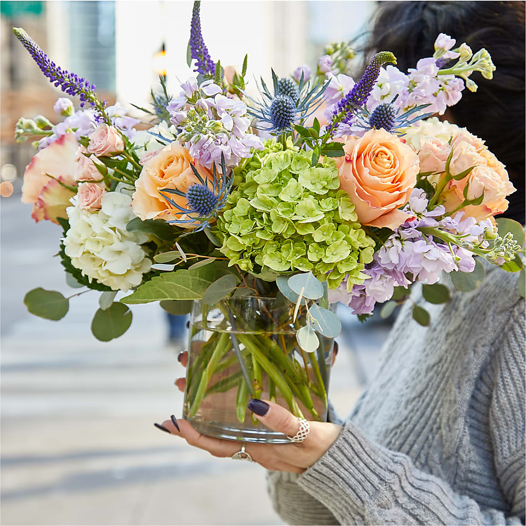 Porch Swing Bouquet – MAGGIE'S FLORIST AND GIFTS, Decatur AL