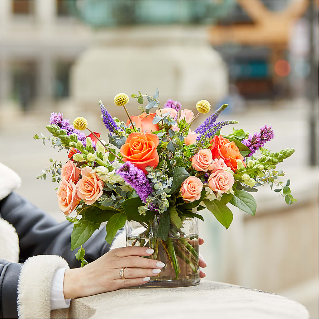The Standout Bouquet – MAGGIE'S FLORIST AND GIFTS, Decatur AL