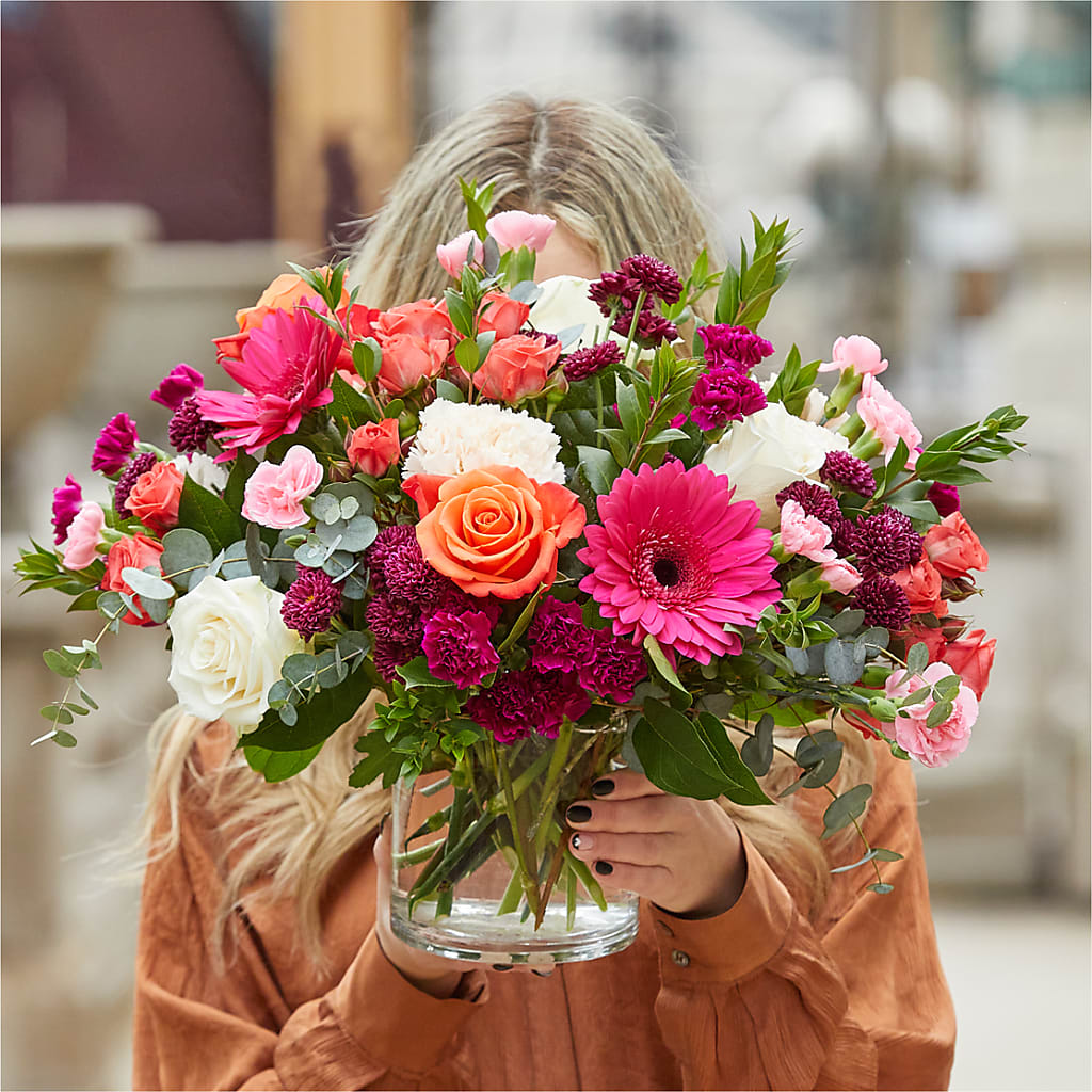 Smell the Roses Bouquet – MAGGIE'S FLORIST AND GIFTS, Decatur AL