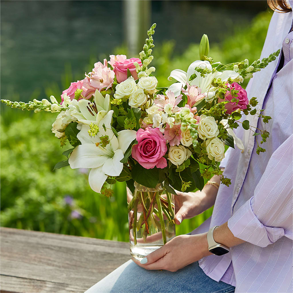 Fondly Bouquet – MAGGIE'S FLORIST AND GIFTS, Decatur AL